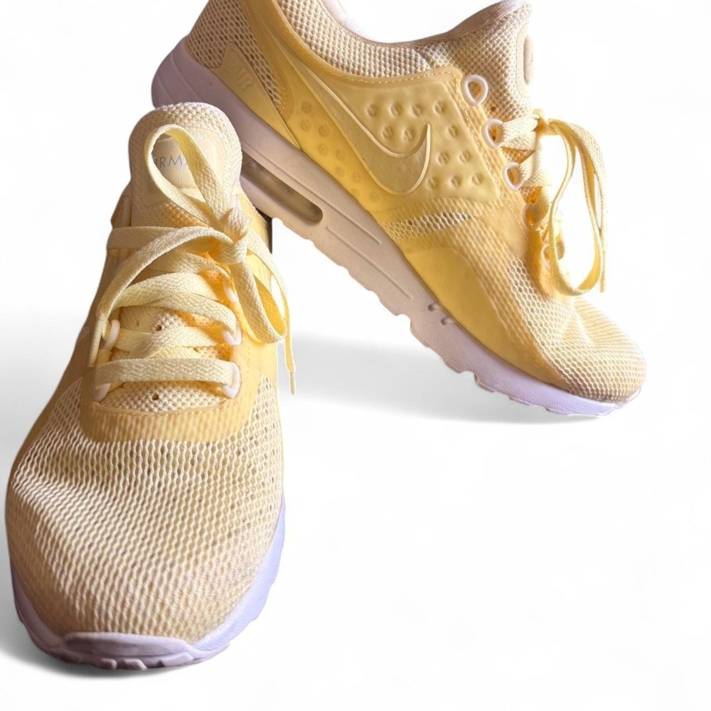Nike Air Max Zero Women's 9.5 Lemon Chiffon Yellow — Rare Colorway